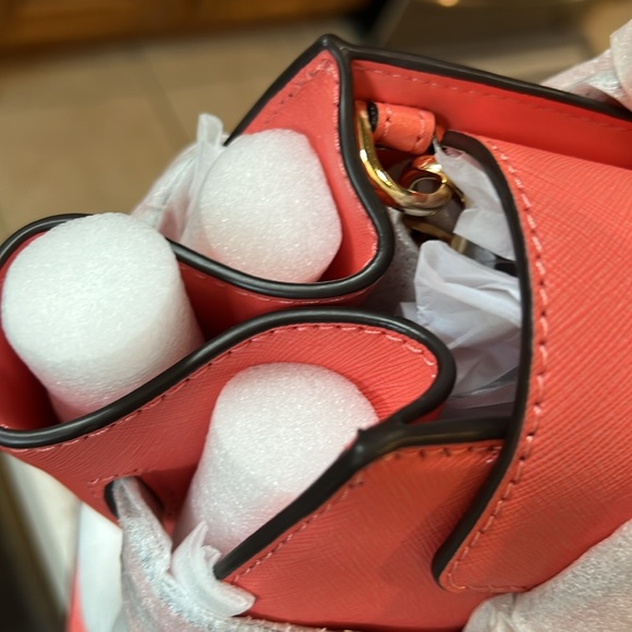 MICHAEL KORS CARMEN MEDIUM FLAP SATCHEL HANDBAG CROSSBODY - Picture 12 of 13